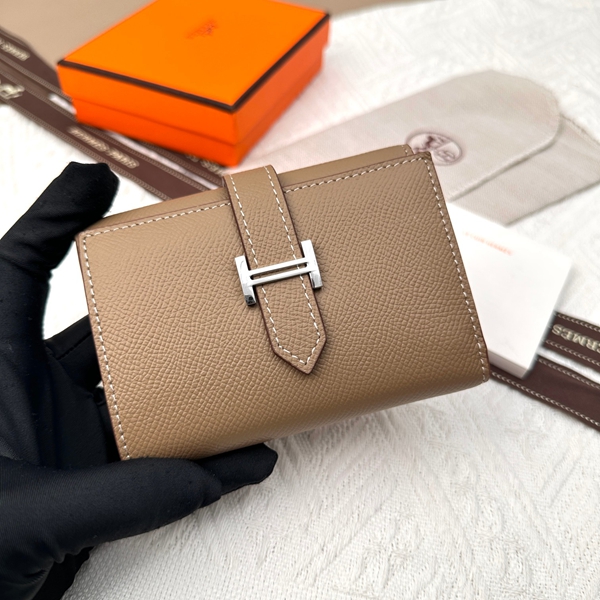 エルメス財布コピー側面デザイン